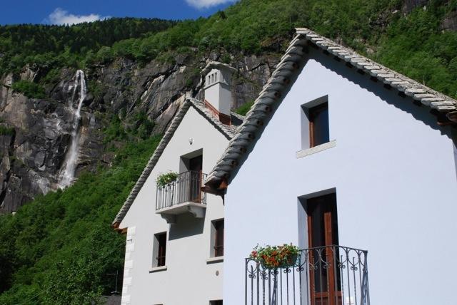 Ca' Del Borgo Hotel Cadarese Exterior photo